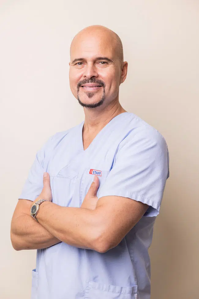 Vladimir List ist Ihr Spezialist für die Fettabsaugung der Reiterhosen in München